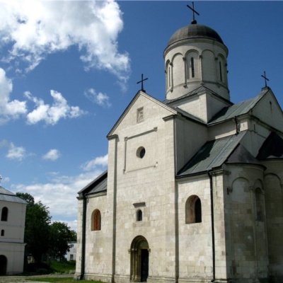Church of St. Panteleimon of the XII century with a bell tower (Shevchenkove)