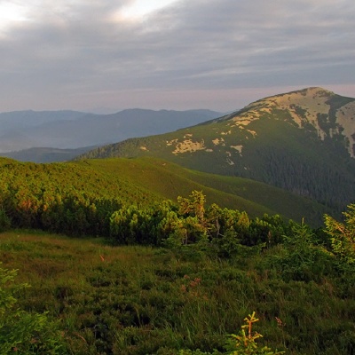 Mount Velyka Popadia