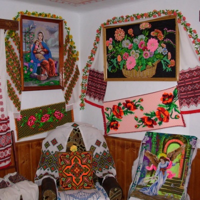 Museum of Hutsul embroidery, Zelene