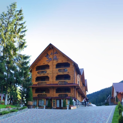 Hotel and Restaurant Complex 'Arnika' Synevyrska Polyana