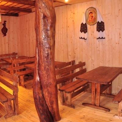 Котеджі 'Лісова поляна' Яблуниця