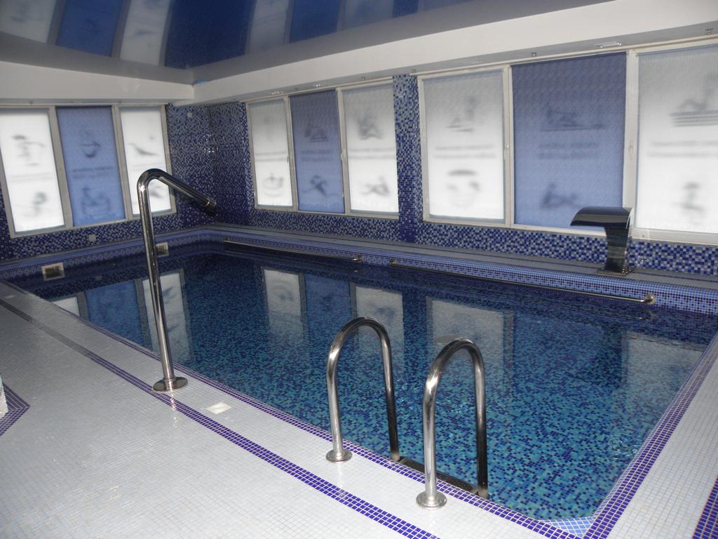 Басейн СПА Готелю П'ятий Океан