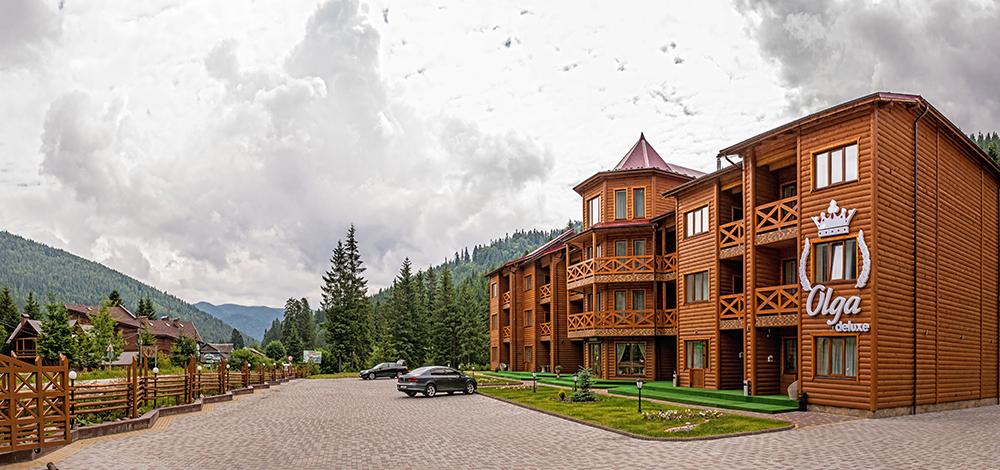 Готель Ольга Делюкс Татарів