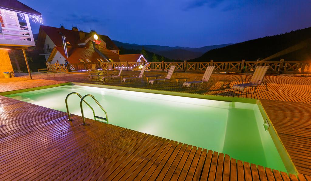 Готель "Велланд" Яремче з басейном і конференц-залою