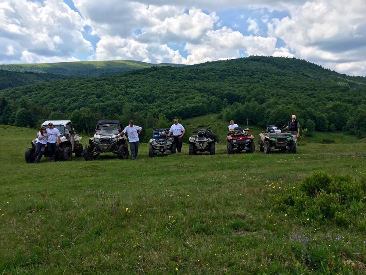 Приватна садиба Щербовець екскурсії на квадроциклах