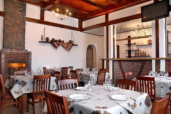 Ресторан готельного комплексу Вербіж