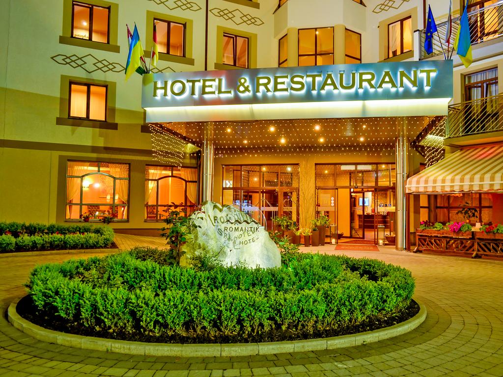 Романтік СПА Готель в Яремче по системі все включено