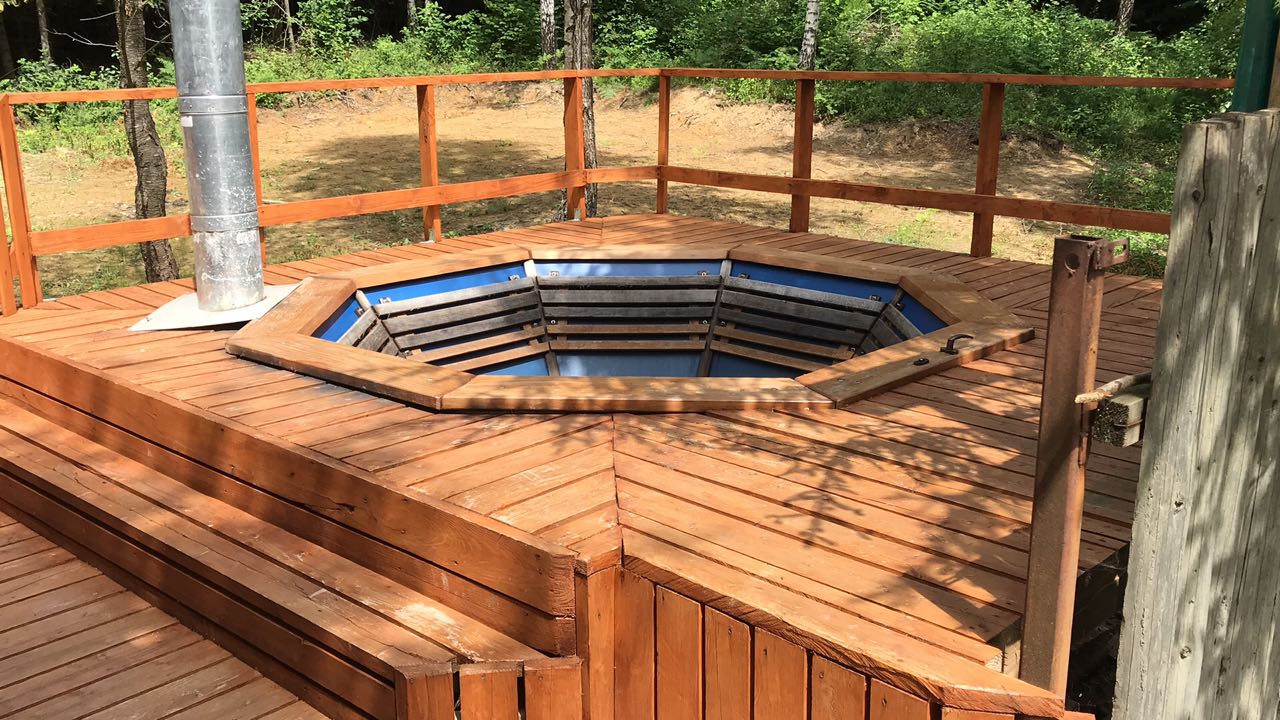 Садиба Стіжок село Мигове з басейном чаном сауною і ставком