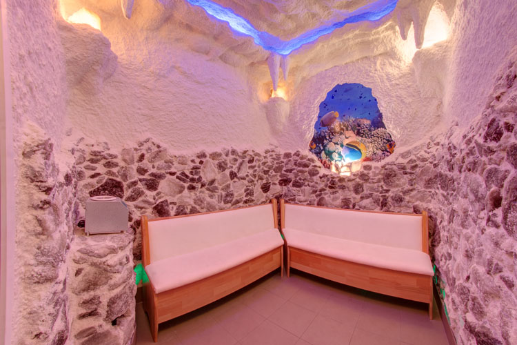 Соляна кімната в готелі ресторані Варшава Малехів