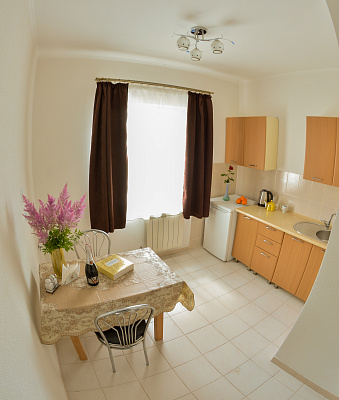 'Гранд Хостел' Чернівці Прутська, 24