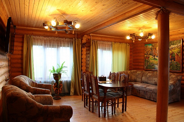 Котедж 'Дерев'яний будинок' Ясіня