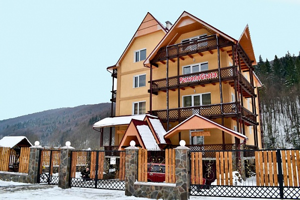 Готель 'PERSONA GRATA' Жденієво