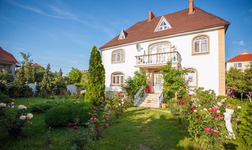 'Петрівська садиба' Берегово Виноградна,60