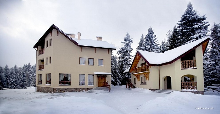 Садиба 'Живиця' Орявчик (басейн, сауна)