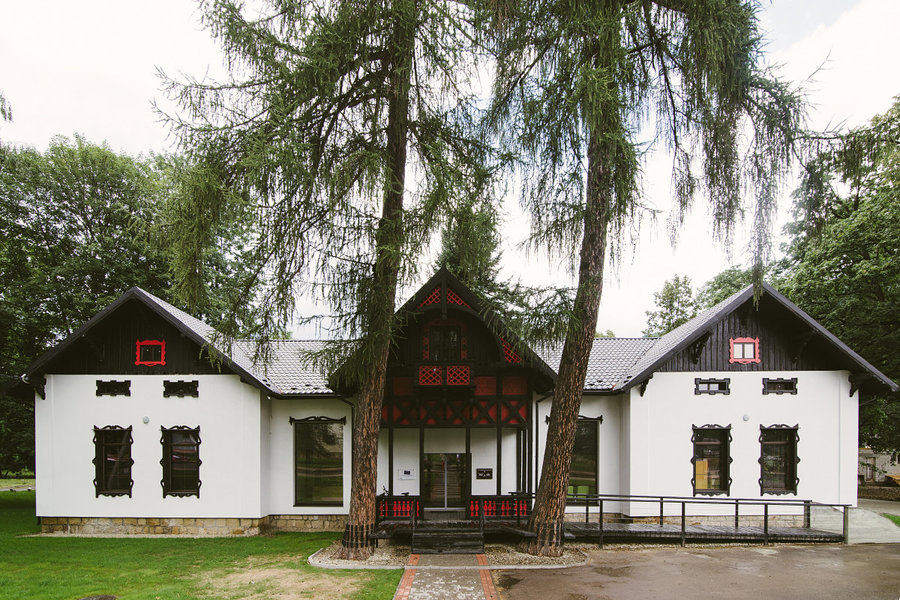 Музей "Центр спадщини Вигодської вузькоколійки" у селі Вигода Долинського району