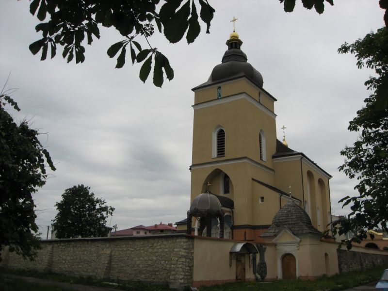 'Церква Різдва Пресвятої Богородиці' Рогатин