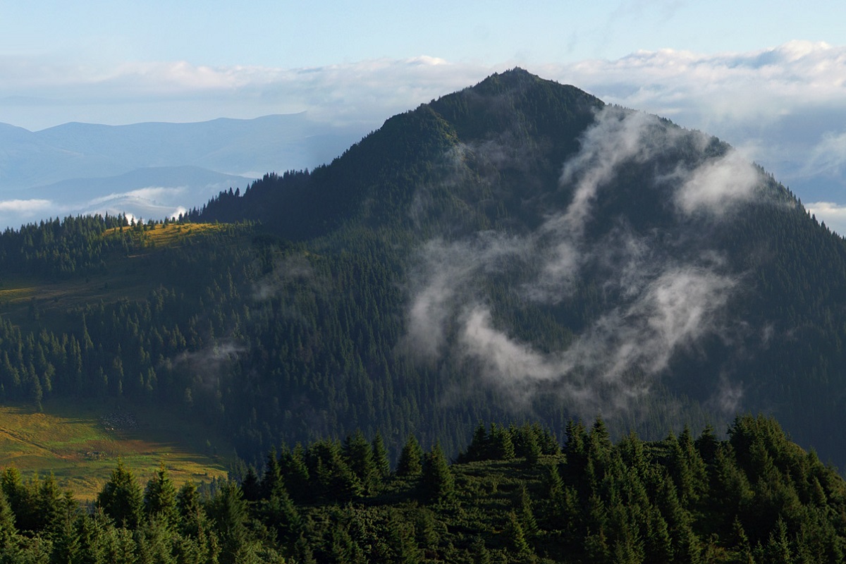 Гора Петрос Мармароський
