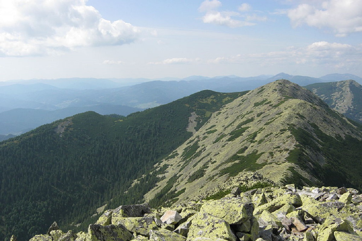 Гора Ведмежик