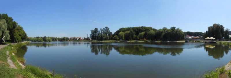 Міське озеро в Коломиї
