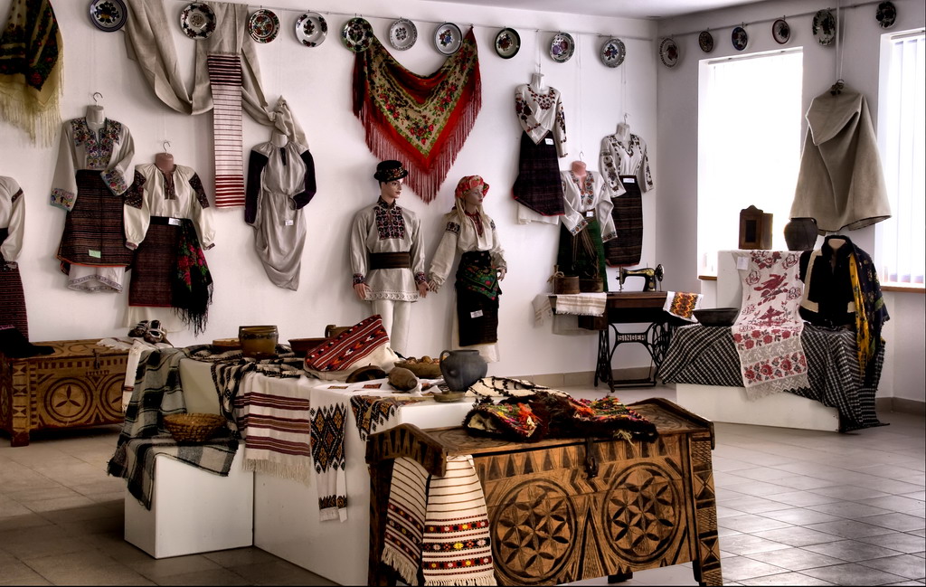 Mykhailo Strutynskyi Museum of Folk Art