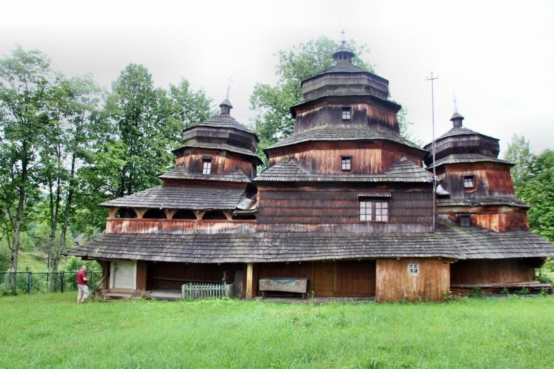 Михайлівська церква, Ісаї