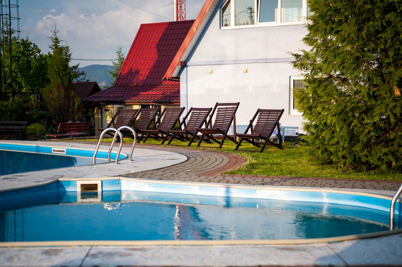 База відпочинку 'Карпатський Затишок'