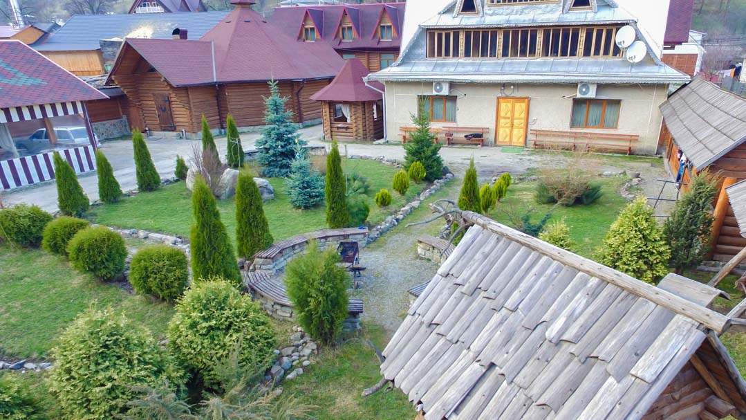 Гостинний двір 'Зґарда' Верхній Ясенів