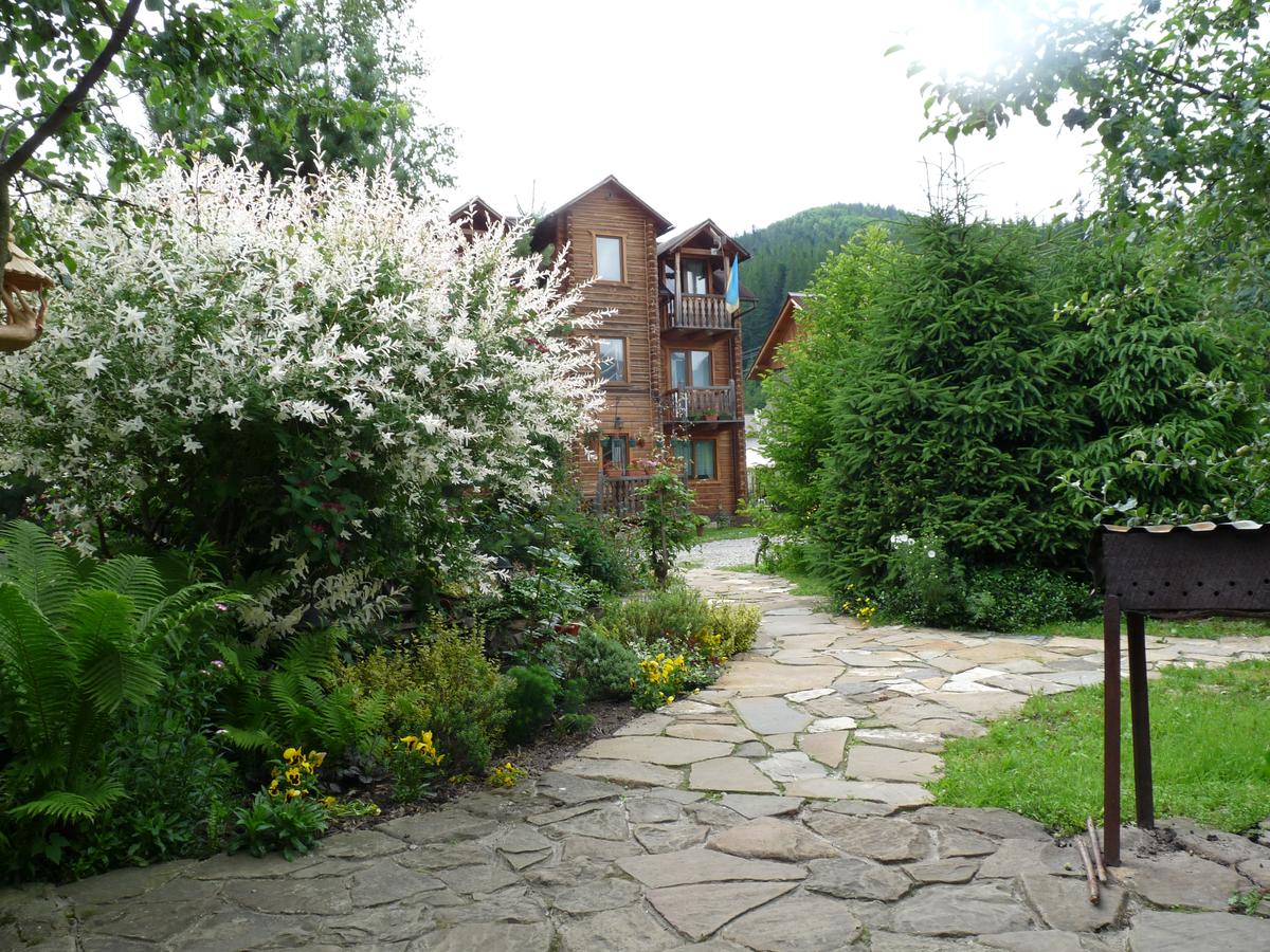 Гостинний двір 'Анастасія' Татарів