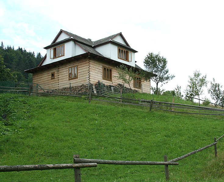 Гостинний двір 'БАГРІВЧАНКА' Яремче (біля витягу)