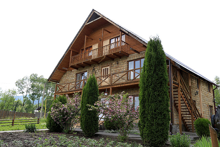 Гостинний двір 'Стіжок' Мигово (літній табір, басейн, чан)