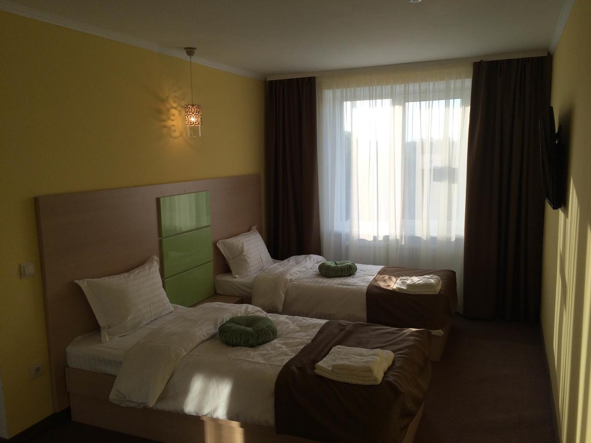 Готельно-ресторанний комплекс 'AMBER' Богородчани