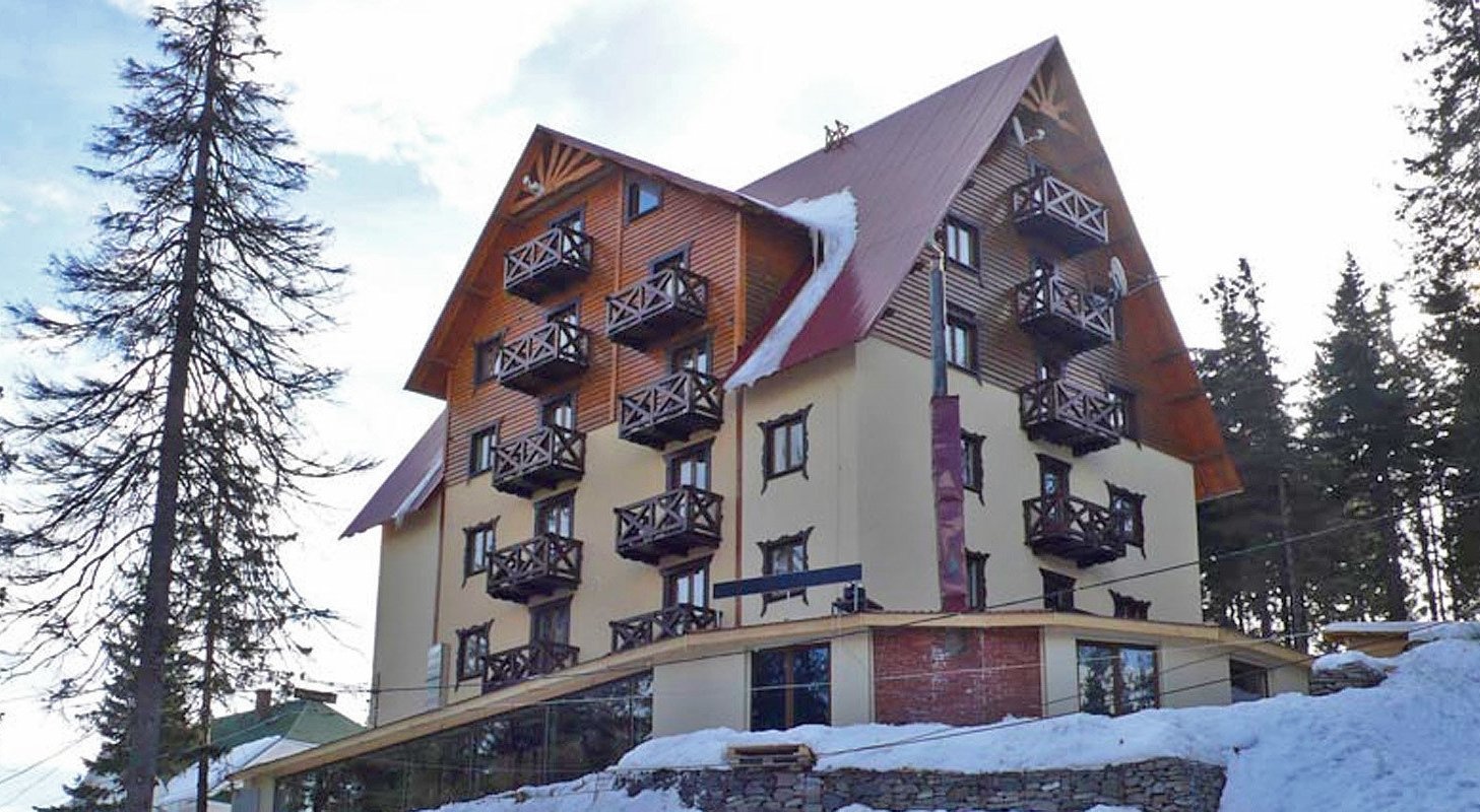 Готель 'Хата магната' Ясіня (Драгобрат)