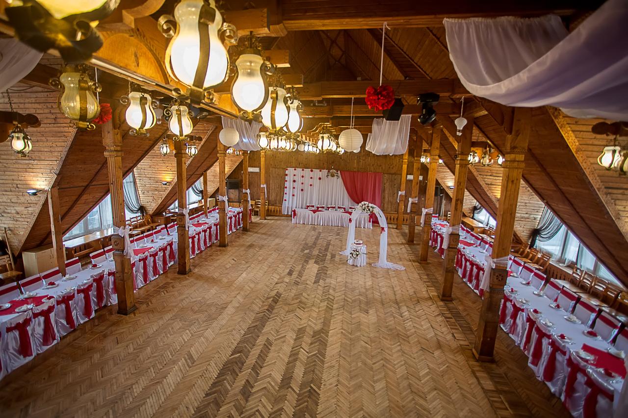 Готель 'Карпати' Славське