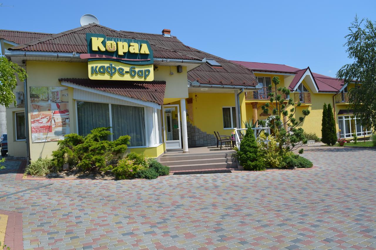 Готель 'Корал' Верхній Коропець