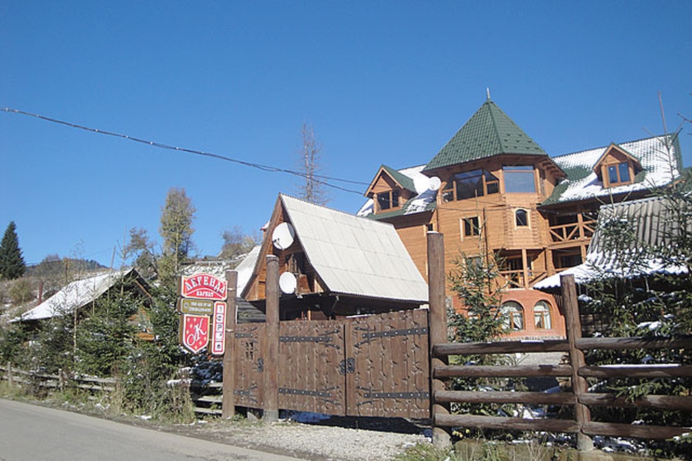 Готель 'Легенда Карпат' Поляниця (Буковель)