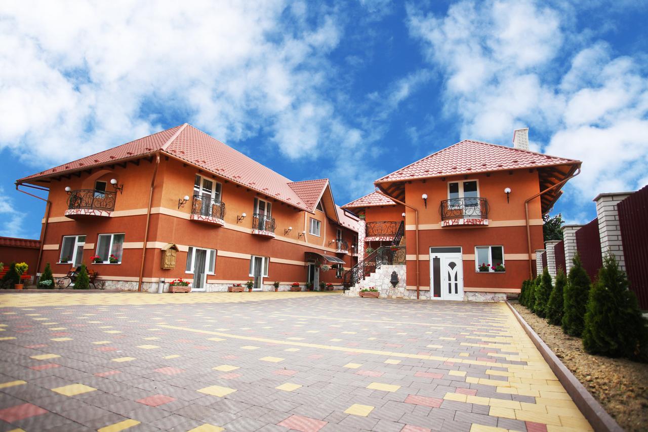 Готель 'Міраж' Берегове