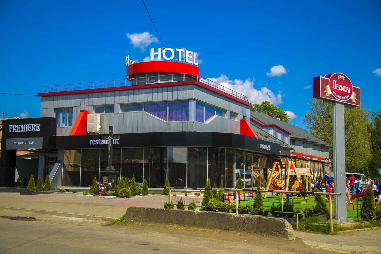 Готель 'Прем'єра' Хуст