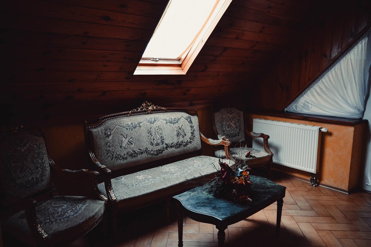 Готель 'Три дороги' Брюховичі