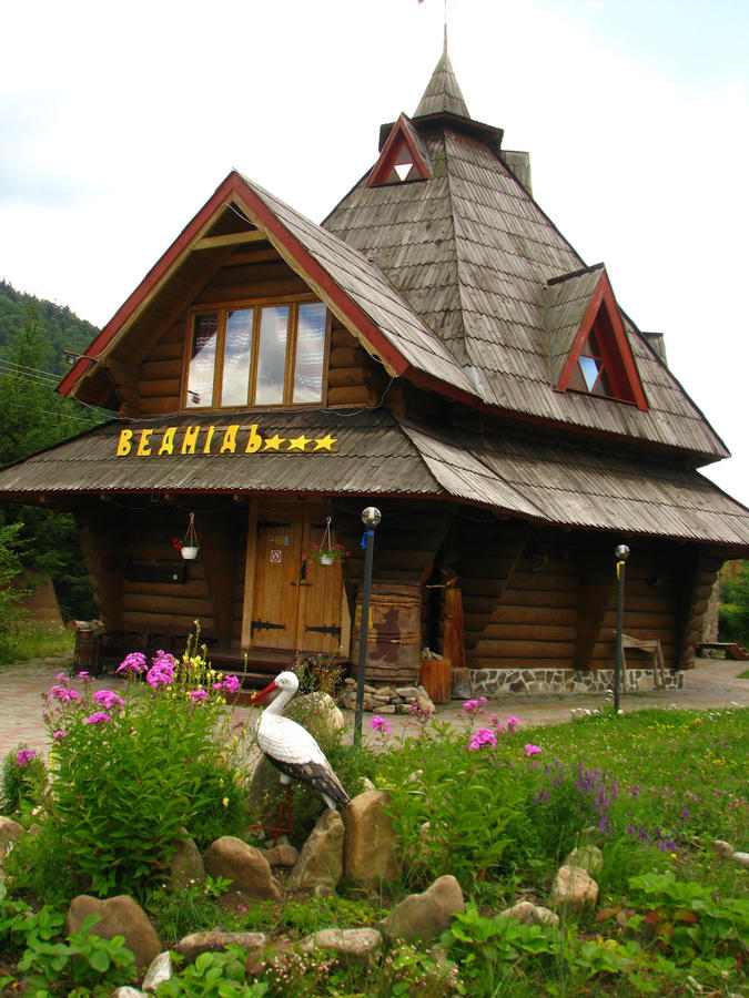 Готель 'Ведмідь' Мислівка