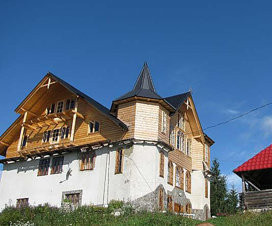 Готель 'Вілла Марія' Яблуниця