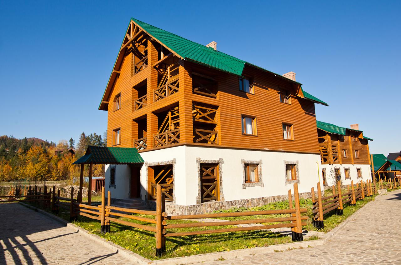 Готельний комплекс 'Едельвейс' Мигово (басейн+сауна+чан)