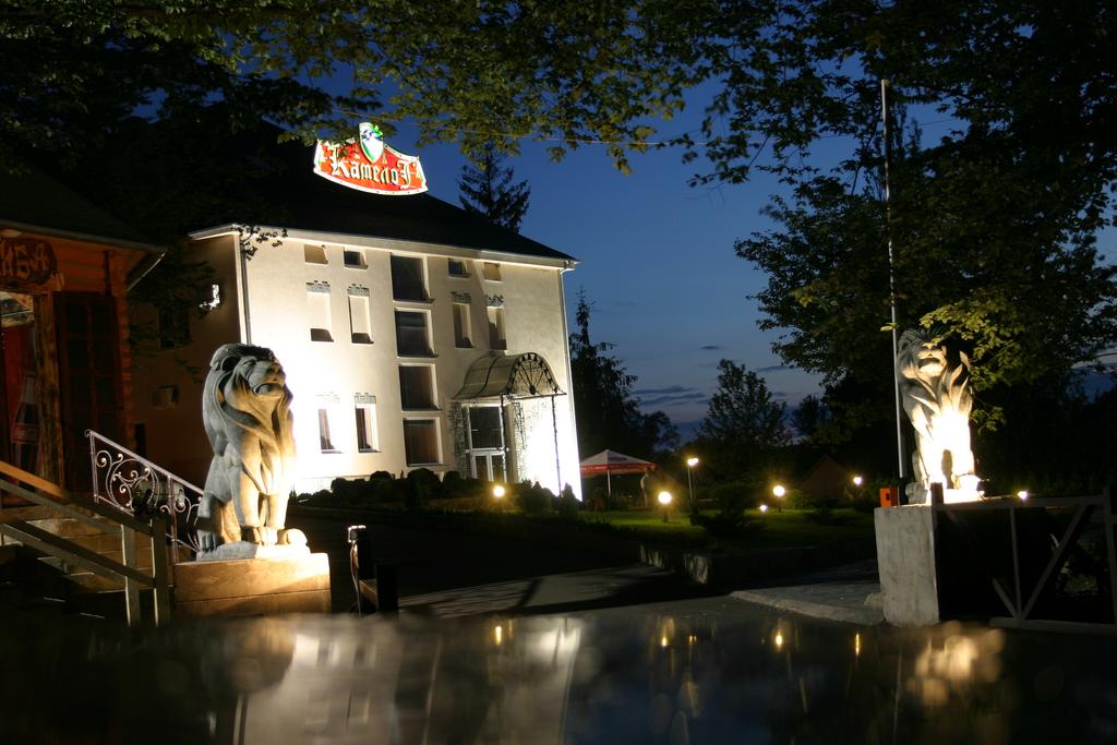 Готельний комплекс 'Камелот'