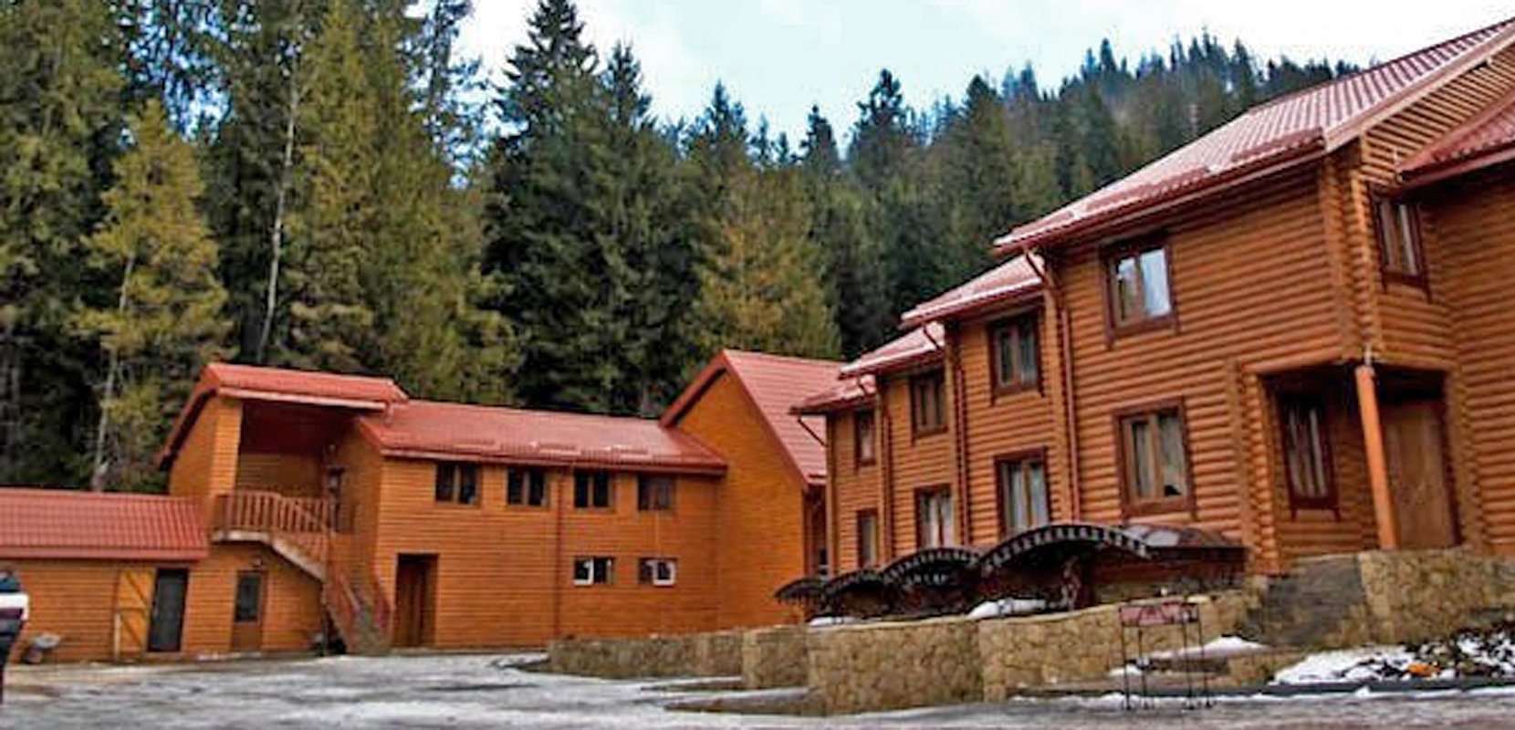 Готельний комплекс 'Карпатський рай' Славське