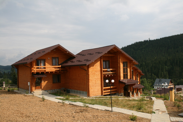 Котеджі 'Фієста' Поляниця (Буковель)