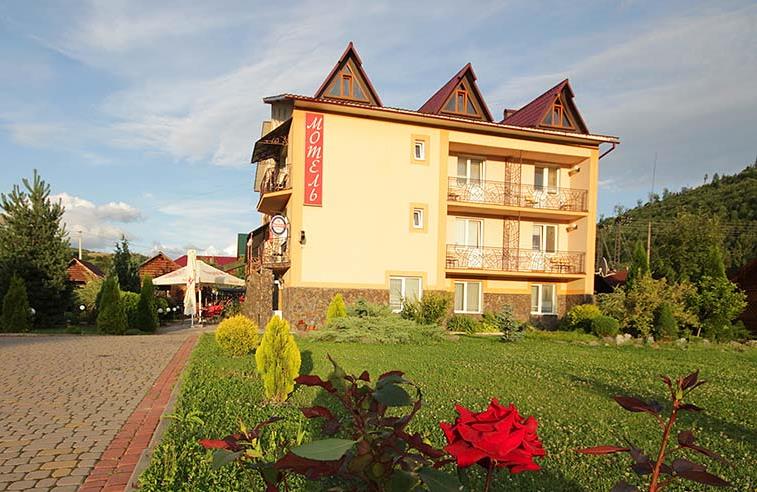 Мотель 'Едем' Воловець