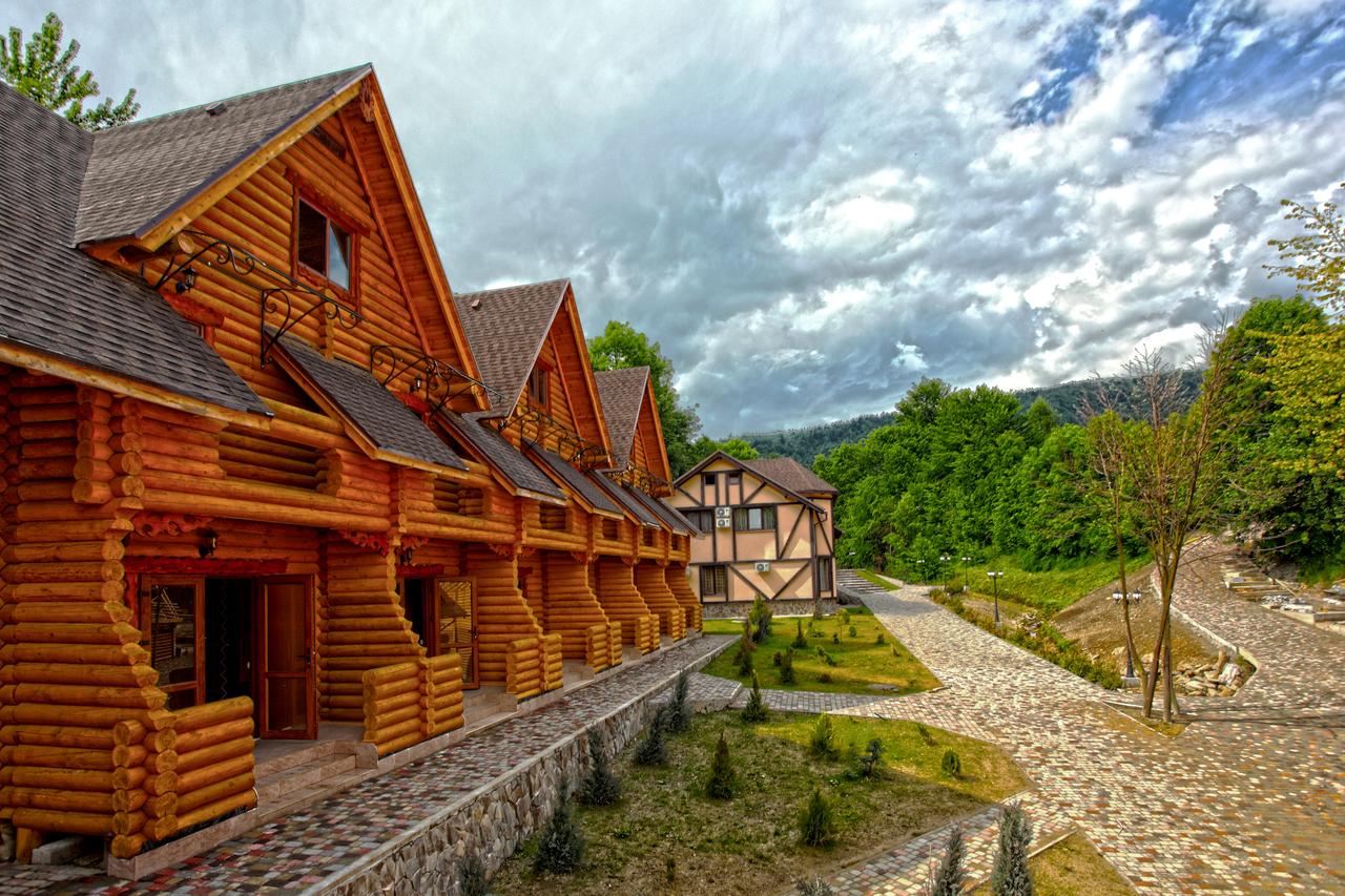 Оздоровчий комплекс 'Ужанські Купелі' Ужок