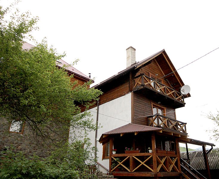 Приватна садиба 'Високогір'я' Яблуниця (приватний сектор)