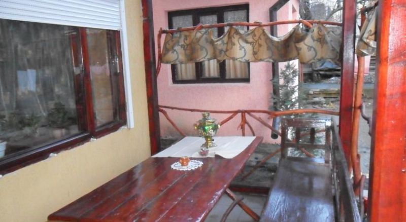 Садиба 'Дім на Виноградній'