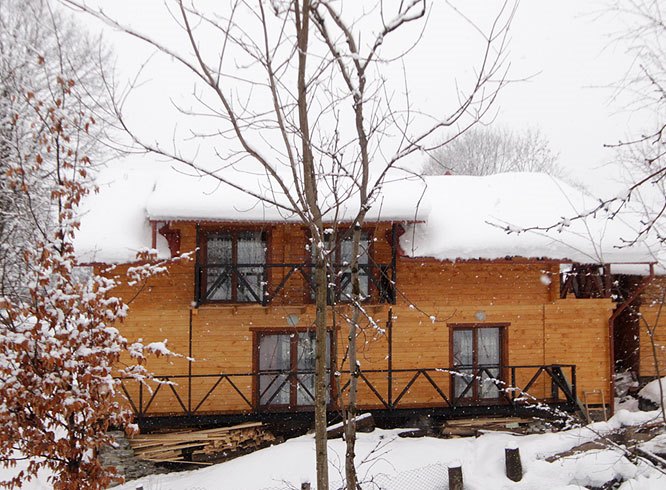 Садиба 'Два брати' Подобовець (сауна, чан)