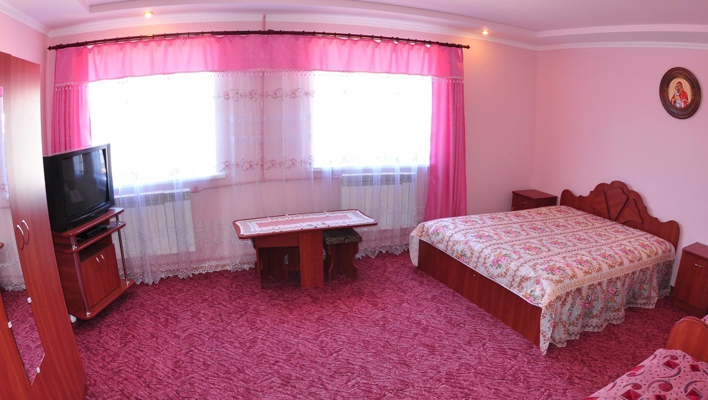 Садиба 'Гуцульська хата'